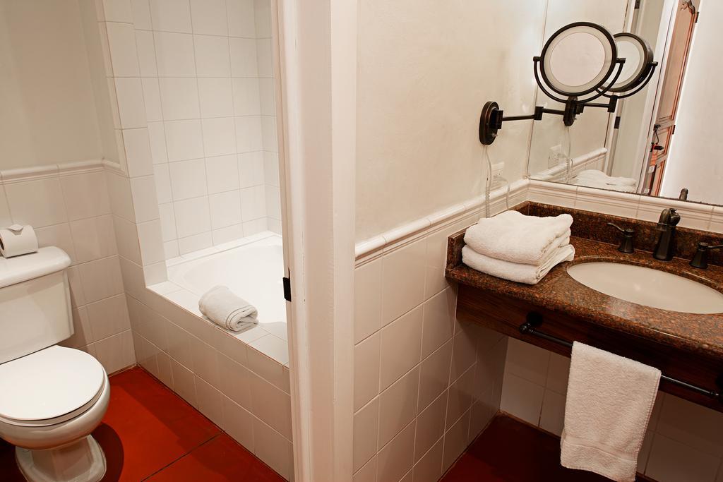 Hotel Isla De Flores Ngoại thất bức ảnh